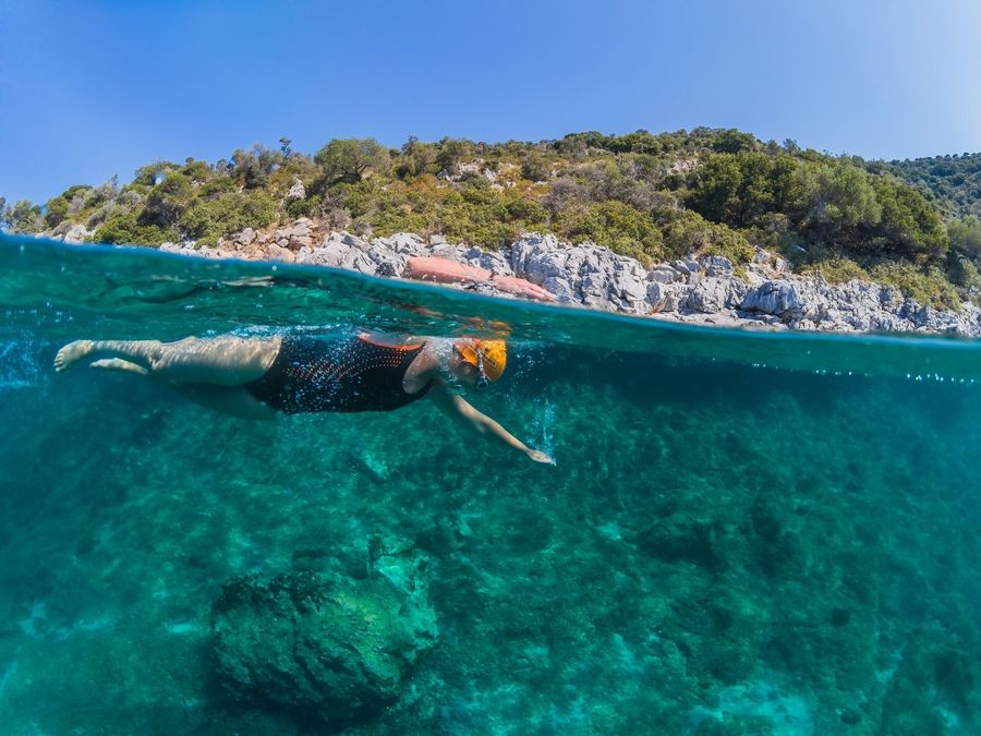 Jen Swimming sporades